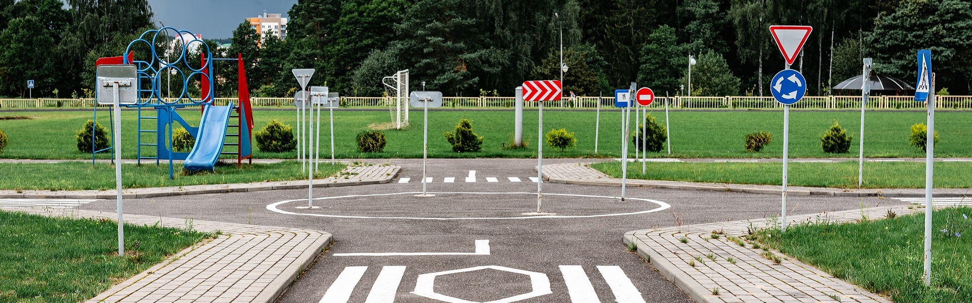 Fahrschule Zürich | Sprej za grlo